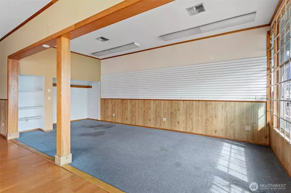 Monroe, WA 98272,118 S Lewis ST