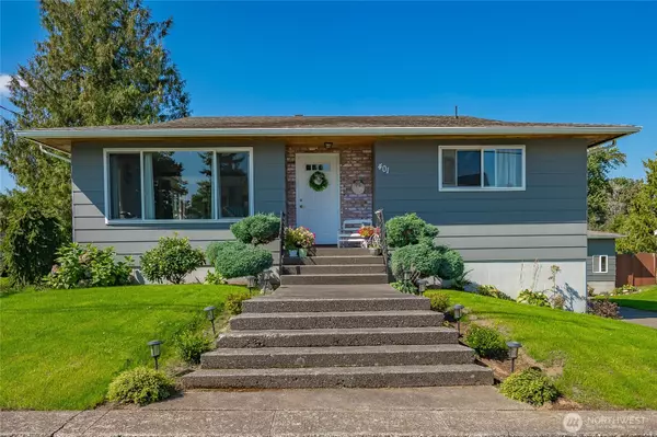 401 British Columbia Ave., Lynden, WA 98264