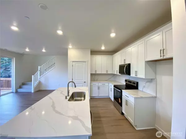 Lake Stevens, WA 98258,1443 121ST AVE SE #MB 08