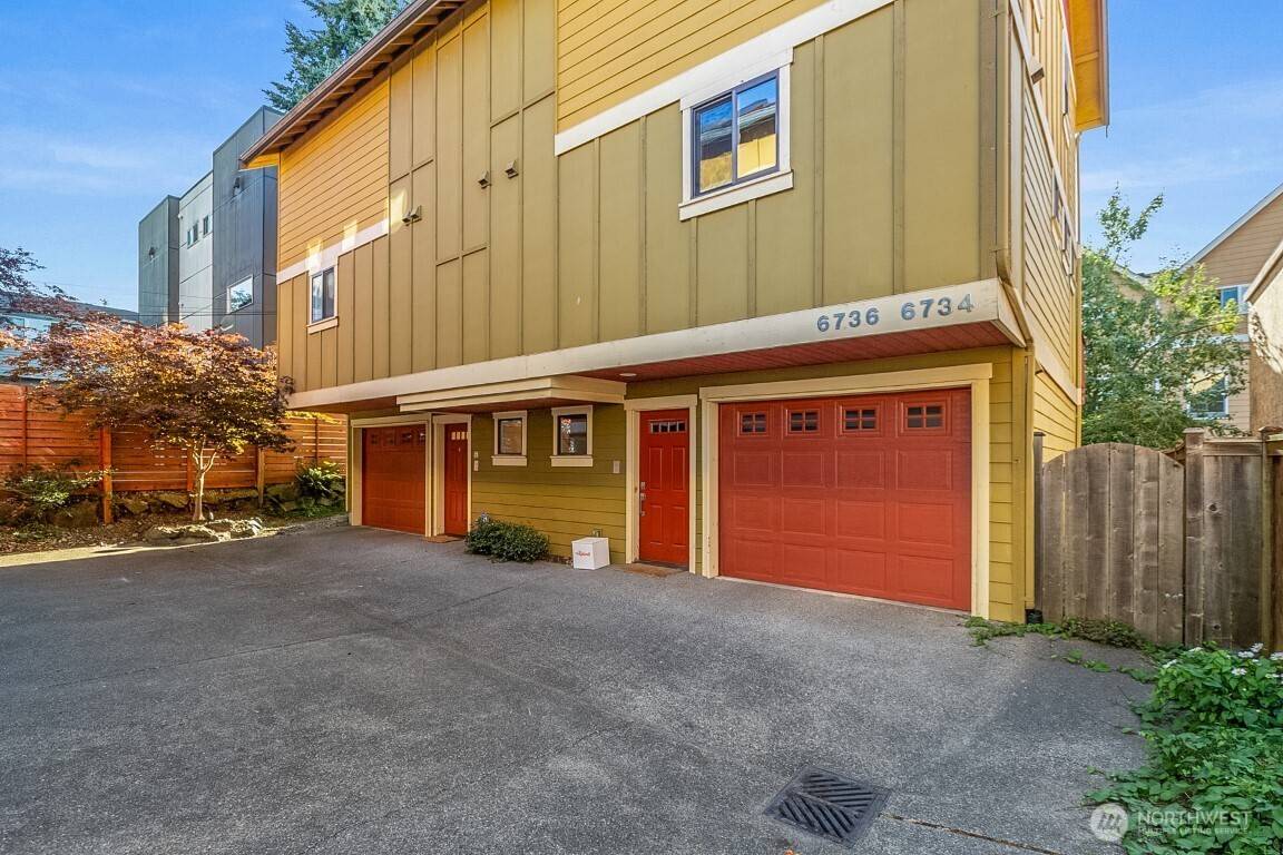 6736 Alonzo AVE NW, Seattle, WA 98117