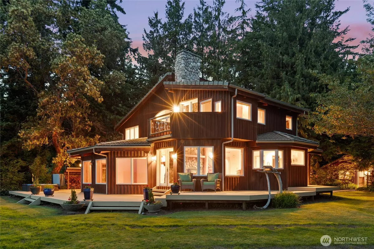Camano Island, WA 98282,2548 S Camano DR