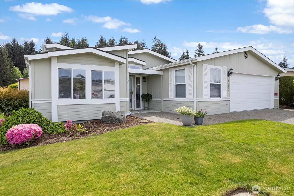 Puyallup, WA 98371,6124 91st ST E