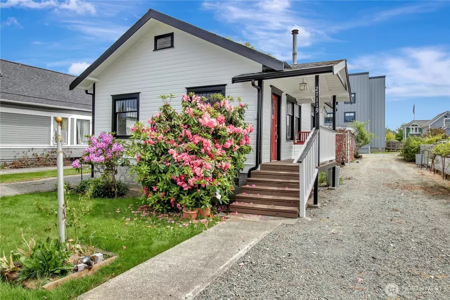 27119 102nd DR NW, Stanwood, WA 98292