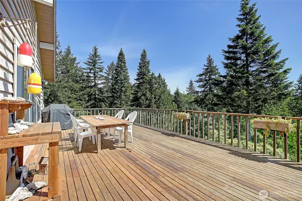 Camano Island, WA 98282,881 Lawson Road