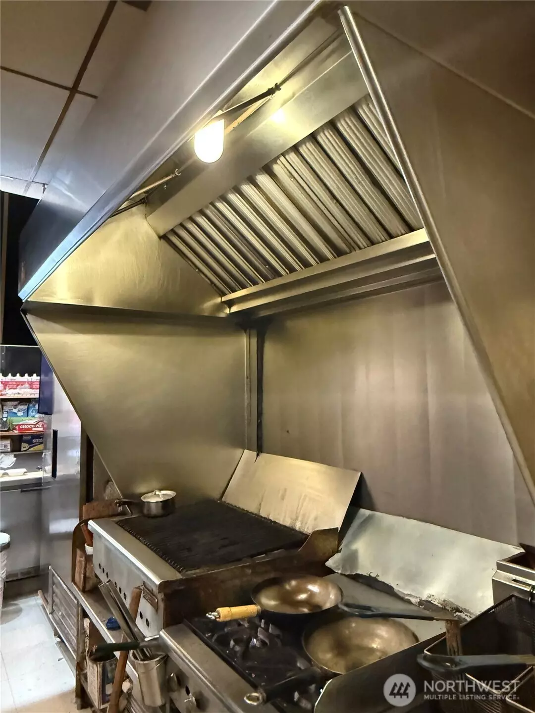 Seattle, WA 98133,10002 Aurora AVE N