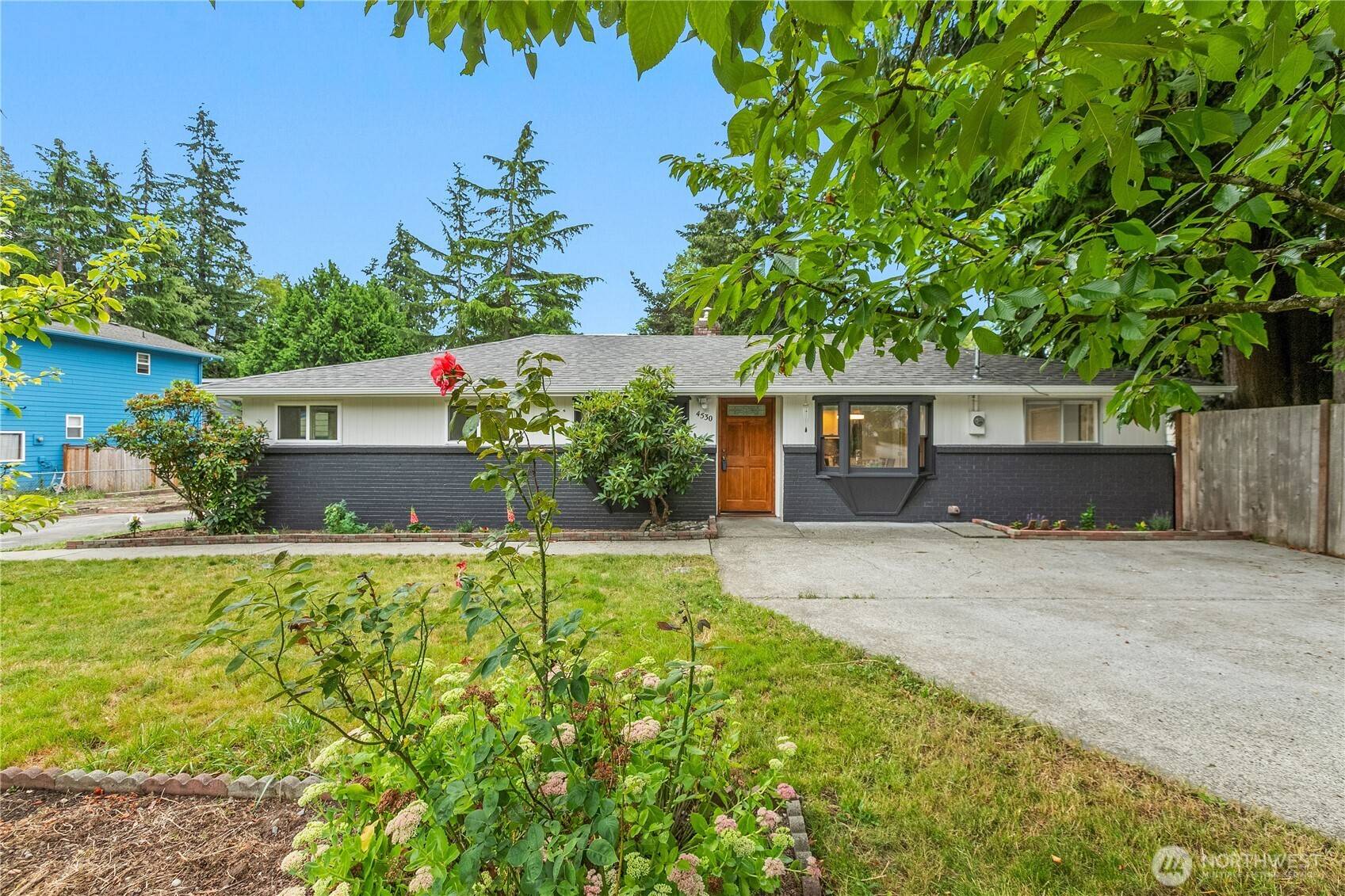 4530 240th ST SW, Mountlake Terrace, WA 98043