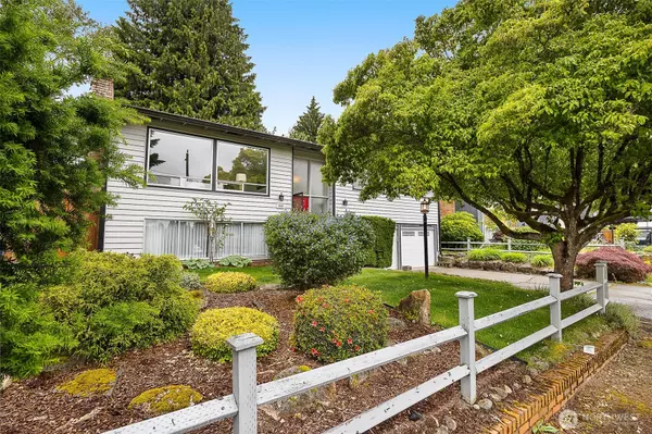 6101 S 116th ST, Seattle, WA 98178