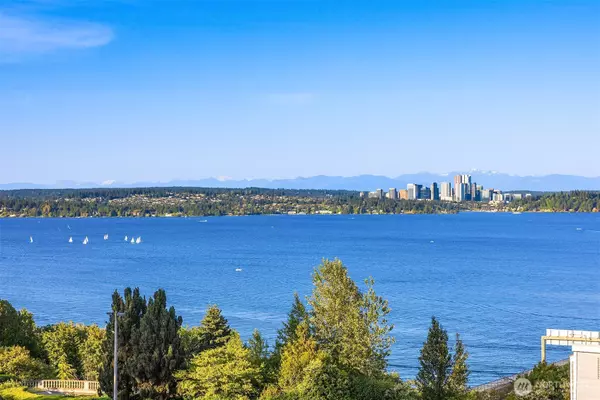 3301 S Day ST, Seattle, WA 98144
