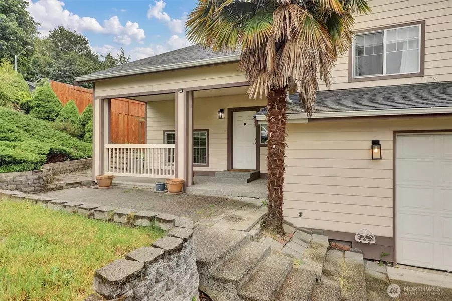 9505 S 214th PL, Kent, WA 98031