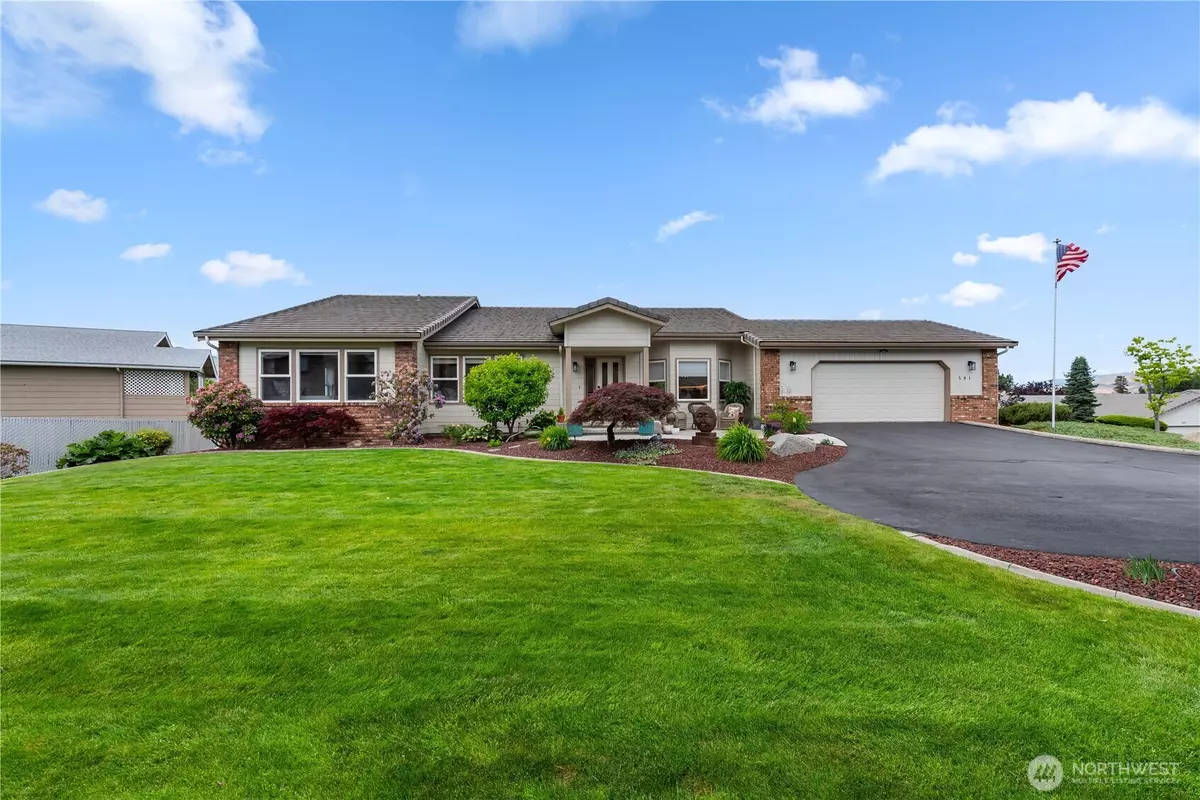 East Wenatchee, WA 98802,1380 Eastmont AVE #501