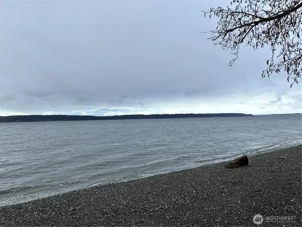 Camano Island, WA 98282,2 XX Woodland Beach RD