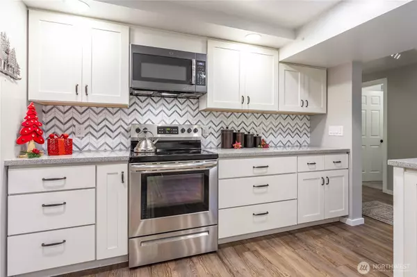 Sumas, WA 98295,5363 Reese Hill Rd