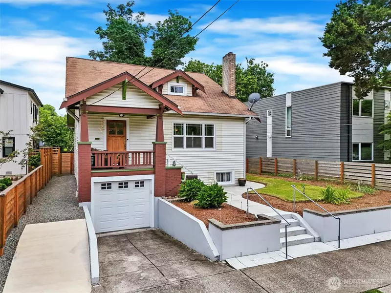 310 26th AVE, Seattle, WA 98122