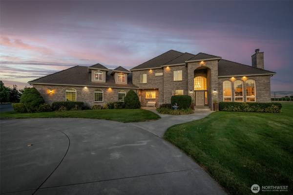 1702 JB George RD, Walla Walla, WA 99362