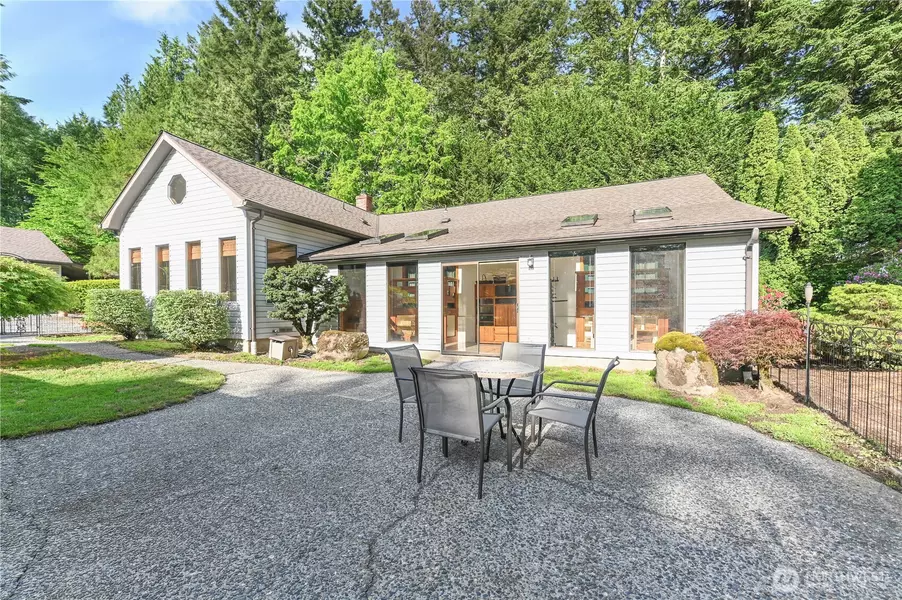 19304 8th AVE NW, Arlington, WA 98223