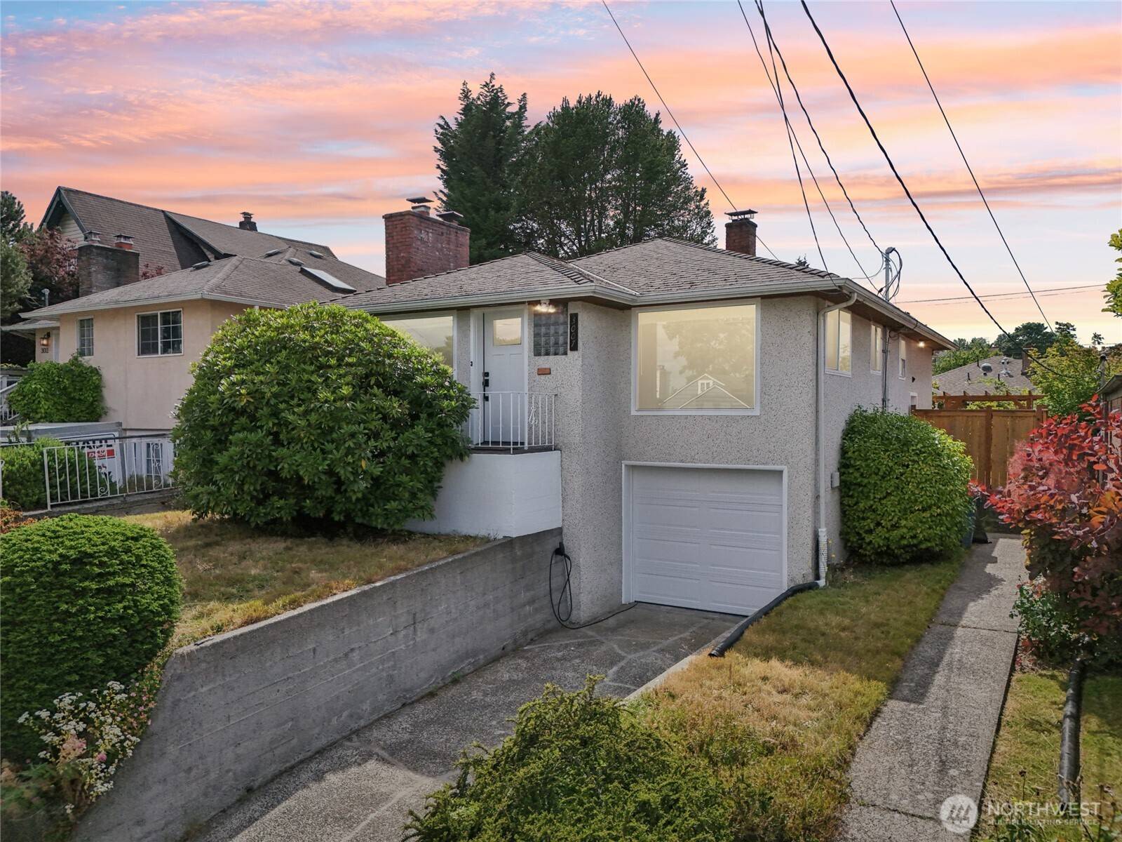 3007 23rd AVE S, Seattle, WA 98144