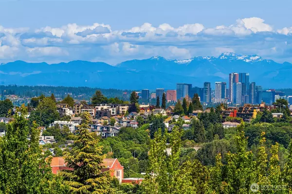 2012 14th AVE S, Seattle, WA 98144