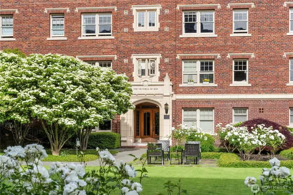 100 W Highland DR #404, Seattle, WA 98119