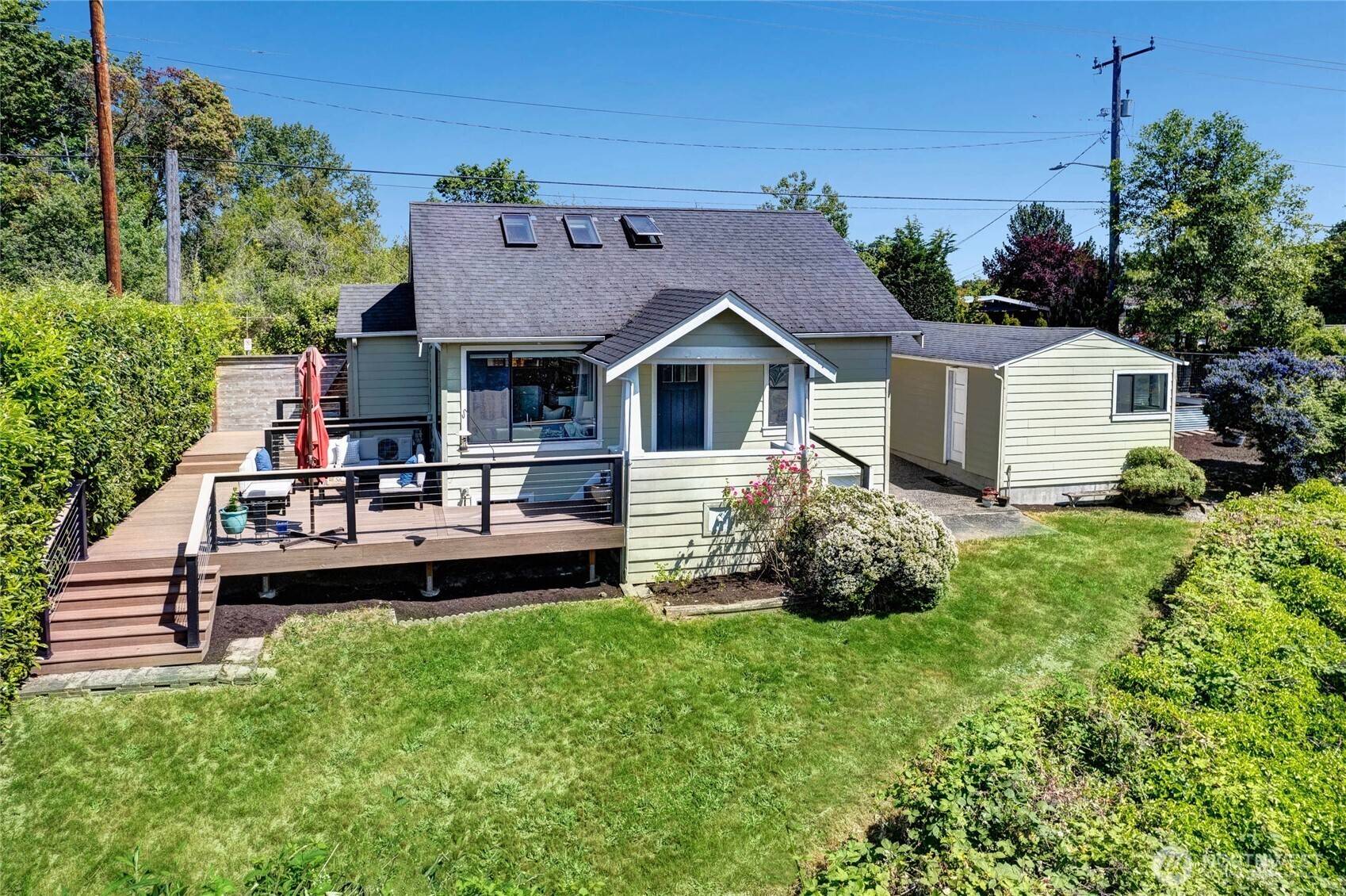 4742 22nd AVE SW, Seattle, WA 98106