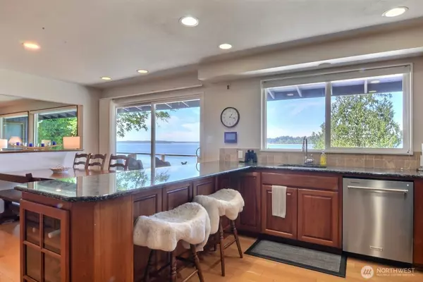 Vaughn, WA 98394,7504 Crescent Beach RD NW