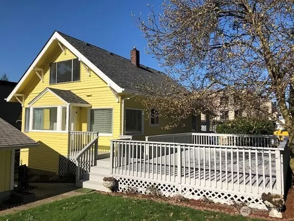 2203 NE 10th ST, Renton, WA 98056