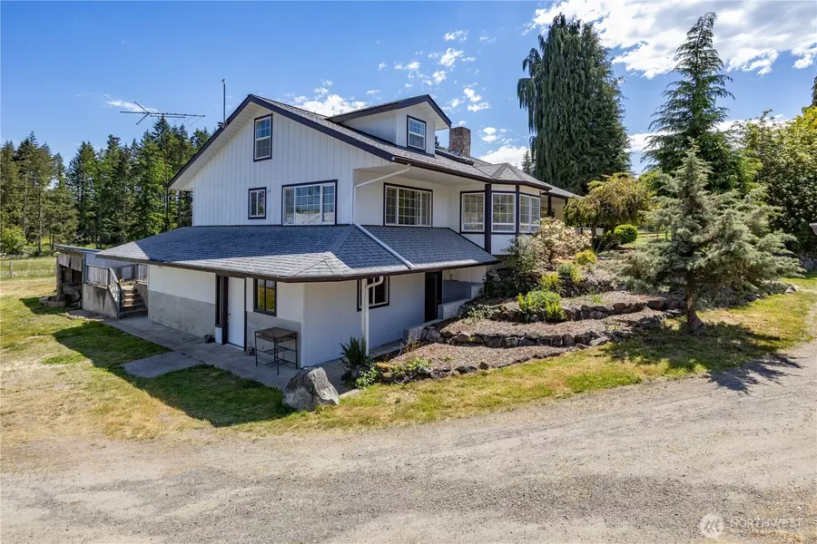 654 Erving Jacobs RD, Port Angeles, WA 98362