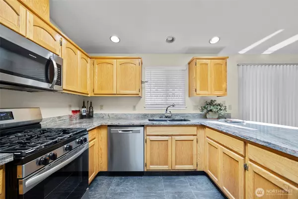 Everett, WA 98208,211 138th PL SE