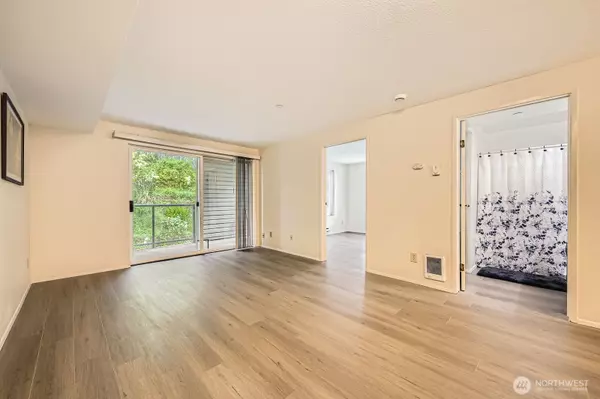 Seattle, WA 98126,3022 SW Bradford ST #205