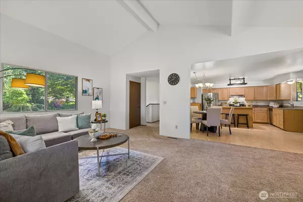 Kenmore, WA 98028,7223 NE 160th ST