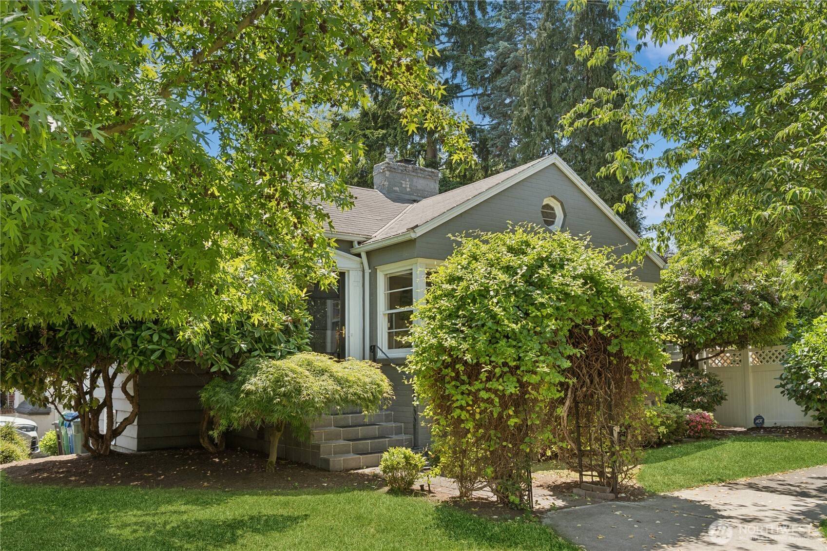 2413 NE 60th ST, Seattle, WA 98115