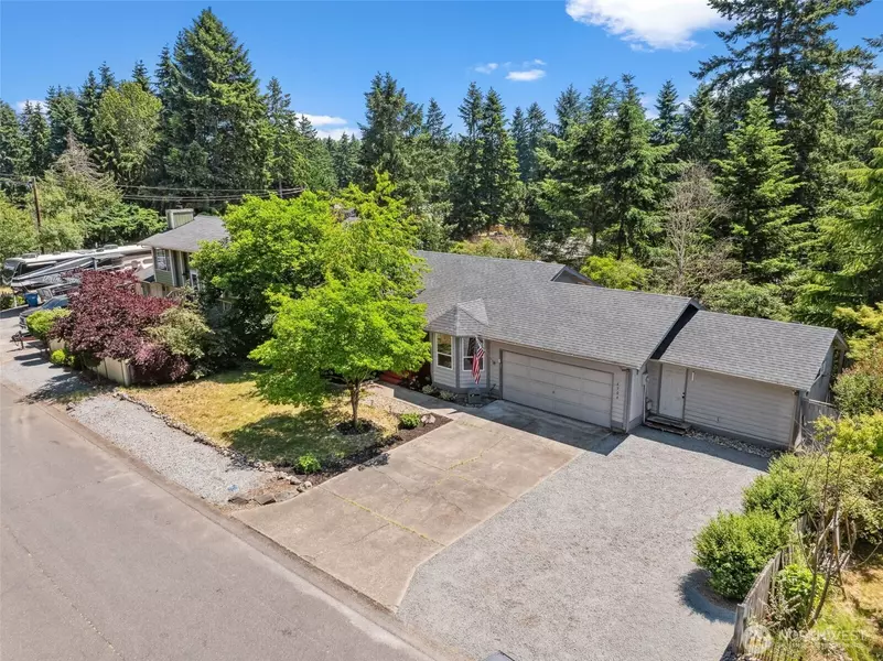 6504 162nd Street Ct E, Puyallup, WA 98375