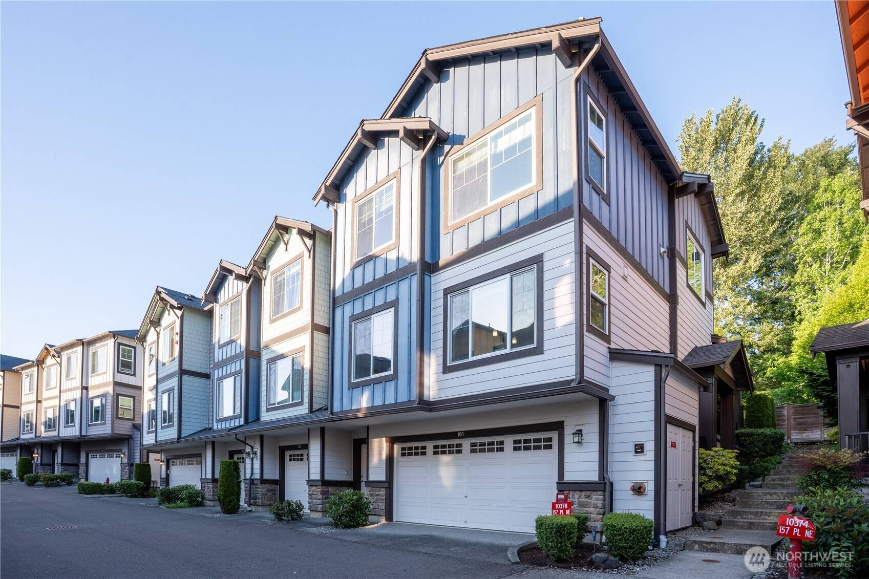 10378 157th PL NE #101, Redmond, WA 98052