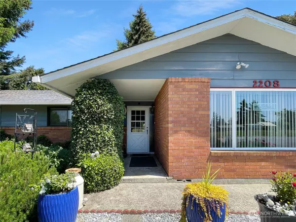 2208 Sandra AVE, Centralia, WA 98531