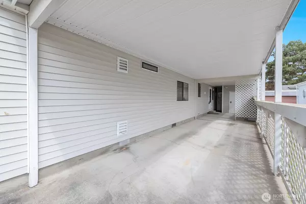 Federal Way, WA 98003,2611 S 288th ST #61