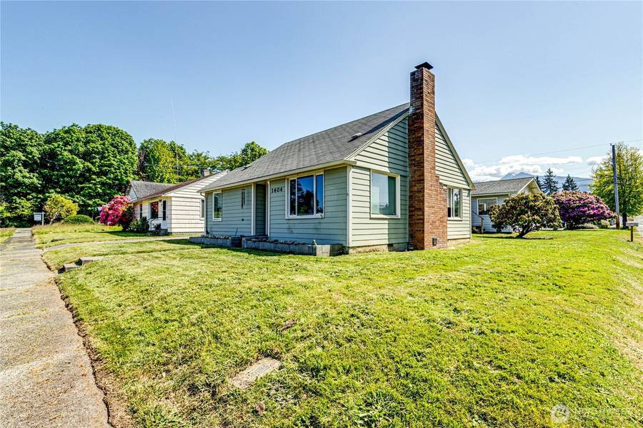 1404 Georgiana and 215 Ennis ST, Port Angeles, WA 98362