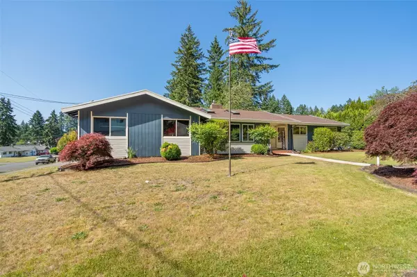 7020 SE 4th WAY, Lacey, WA 98503