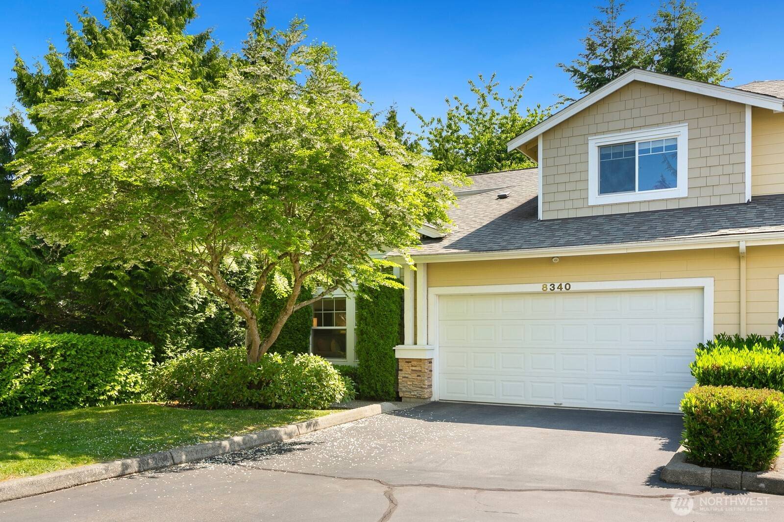 8340 NE 140th ST, Kirkland, WA 98034