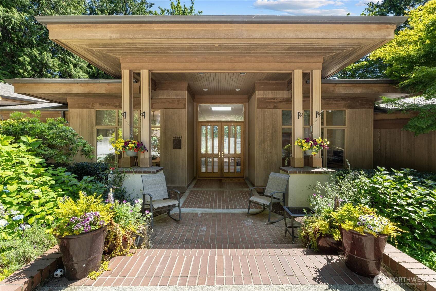 11700 198th AVE SE, Issaquah, WA 98027