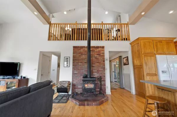 Waitsburg, WA 99361,6379 Lewis Peak RD