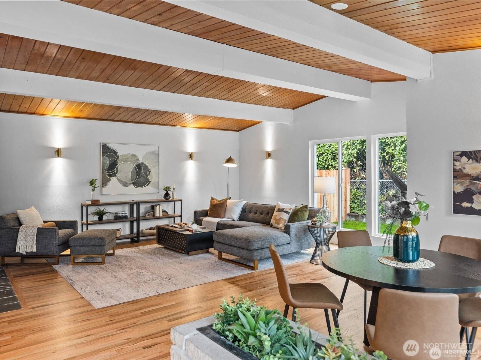 8421 240th ST SW, Edmonds, WA 98020