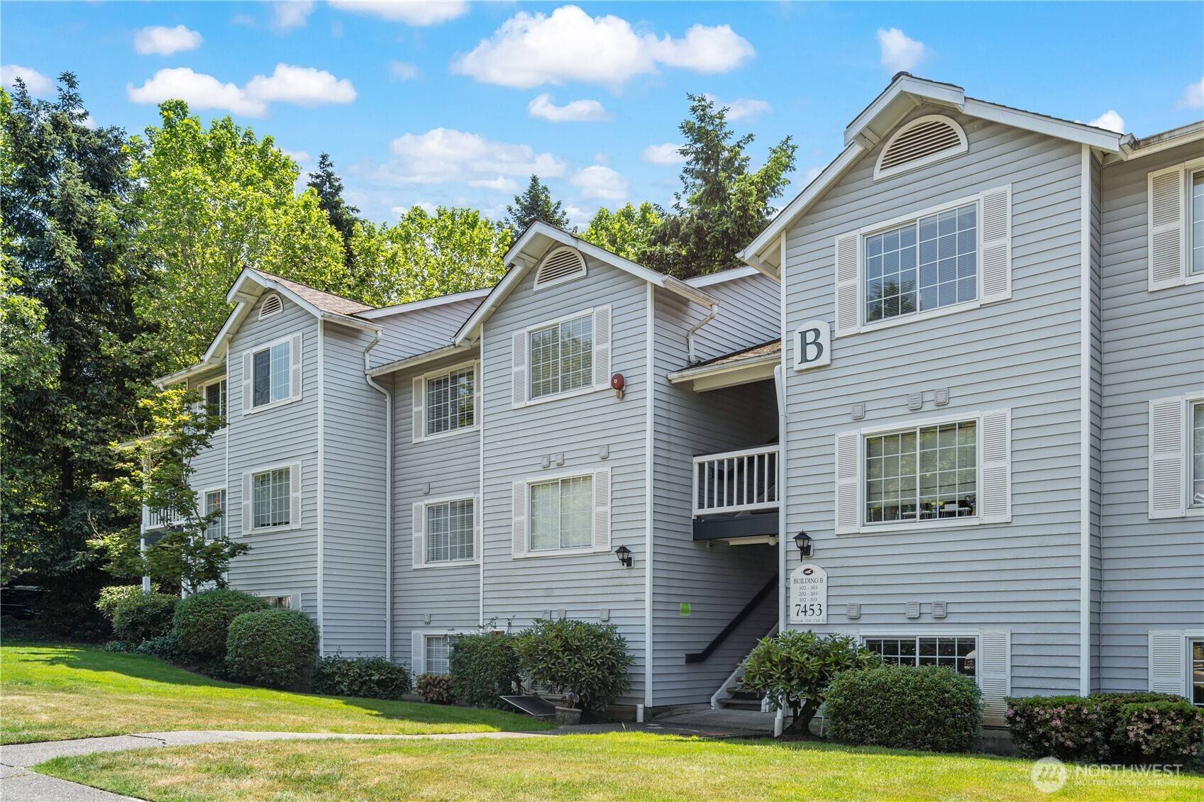 7453 Newcastle Golf Club RD #B103, Newcastle, WA 98059