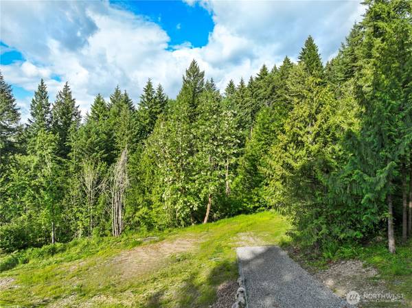 18818 Slough LN SE, Yelm, WA 98597