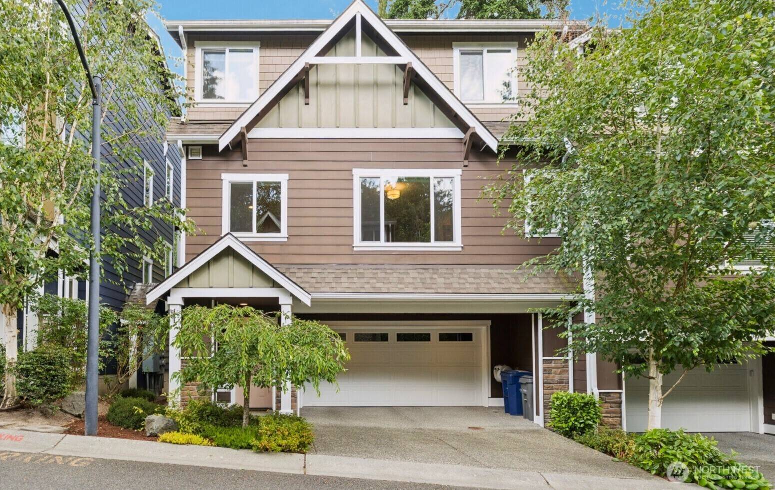 23813 Cedar CT #1, Mountlake Terrace, WA 98043