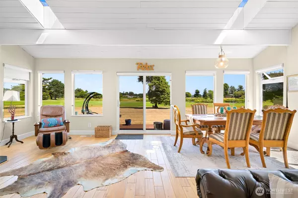 Blaine, WA 98230,8192 Sehome RD