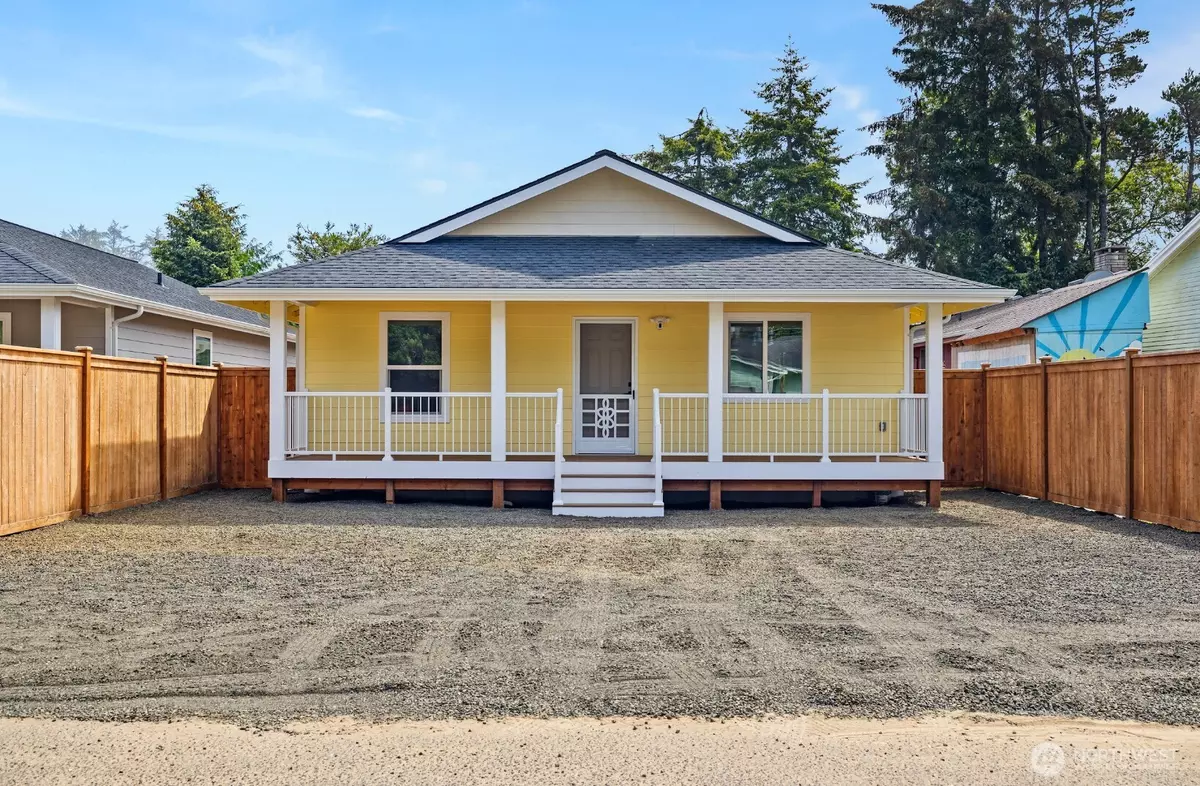 Westport, WA 98595,712 N 3rd ST