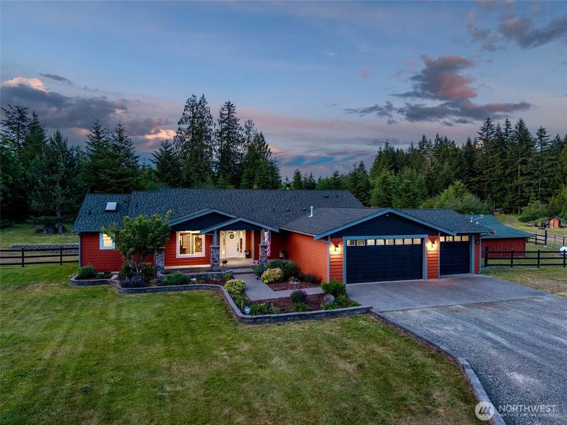 39505 Highland DR E, Roy, WA 98580