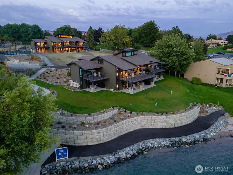 1 Yacinde CT #C3, Manson, WA 98831