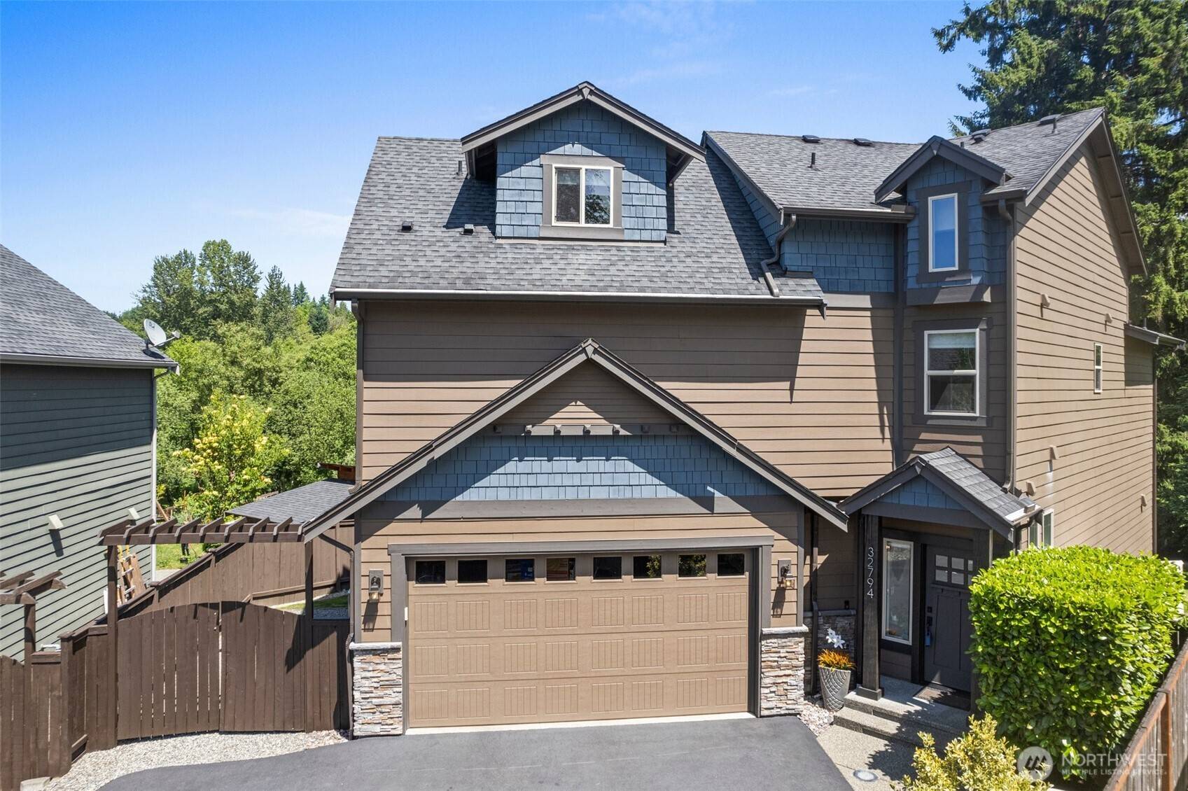 32794 Abrams AVE, Black Diamond, WA 98010