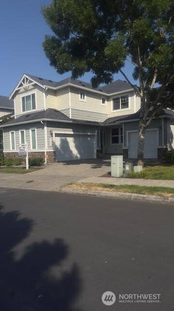 21502 51 AVE S #44, Kent, WA 98032