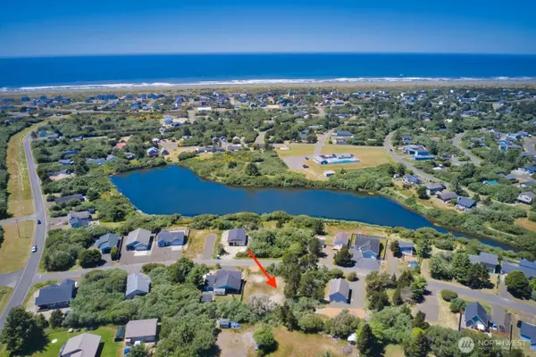 Ocean Shores, WA 98569,950 Cascade AVE SW